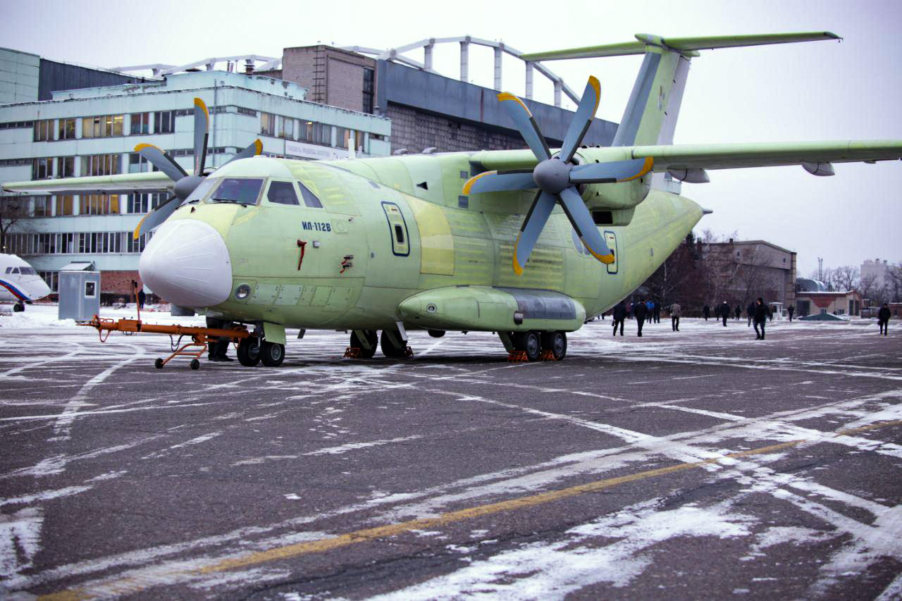 Ил 112в военно транспортный самолет проекты самолетов