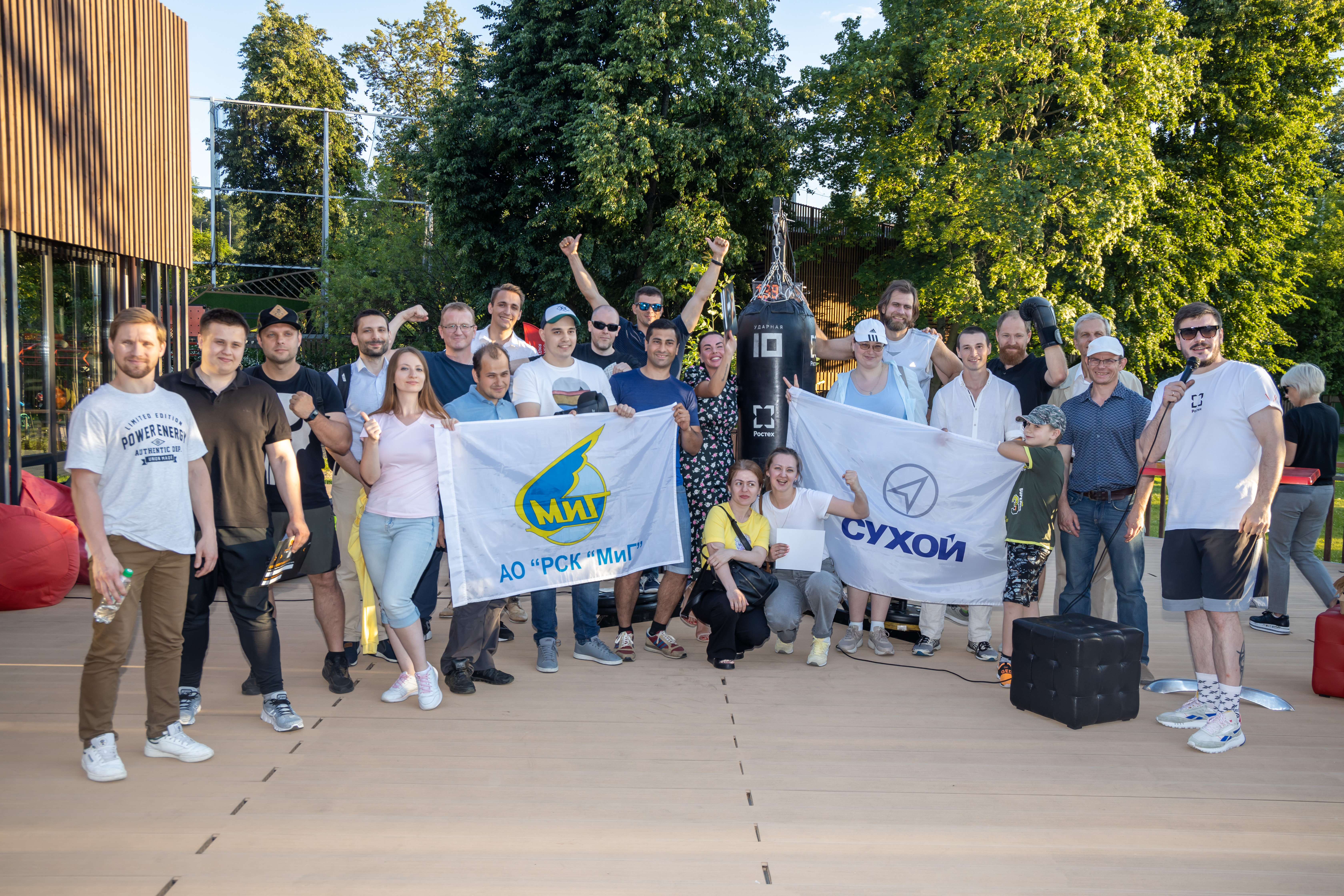 сотрудники компании вестлайн. фирма фундамент москва. группа компаний «новые бизнес системы». сотрудники компании москва. отзывы сотрудников о компании.